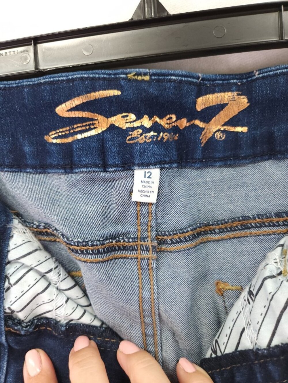 Seven7 Tummyless Bootcut Jeans Womens Size 12 (32x26) Slimming Raw Hem Denim - Picture 11 of 13